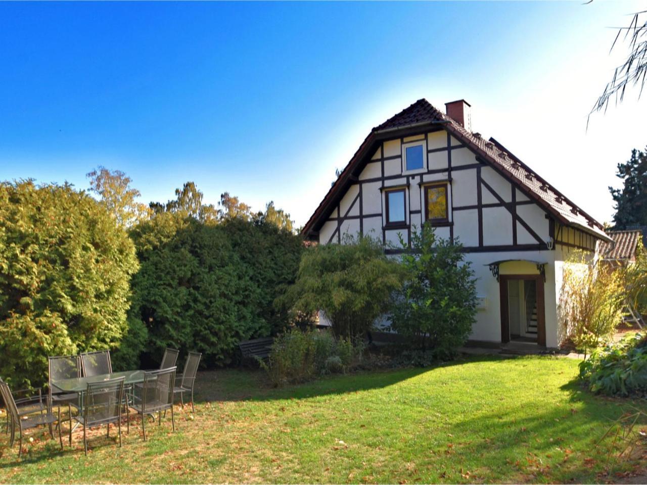 Spacious Holiday Home In Hesse With Garden ヴァルデック エクステリア 写真
